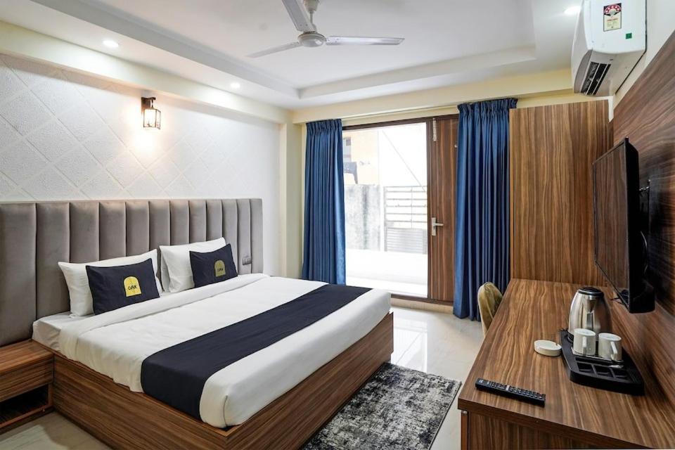 Dm 45 Near Huda City Centre Bed & Breakfast Gurgaon Exterior photo