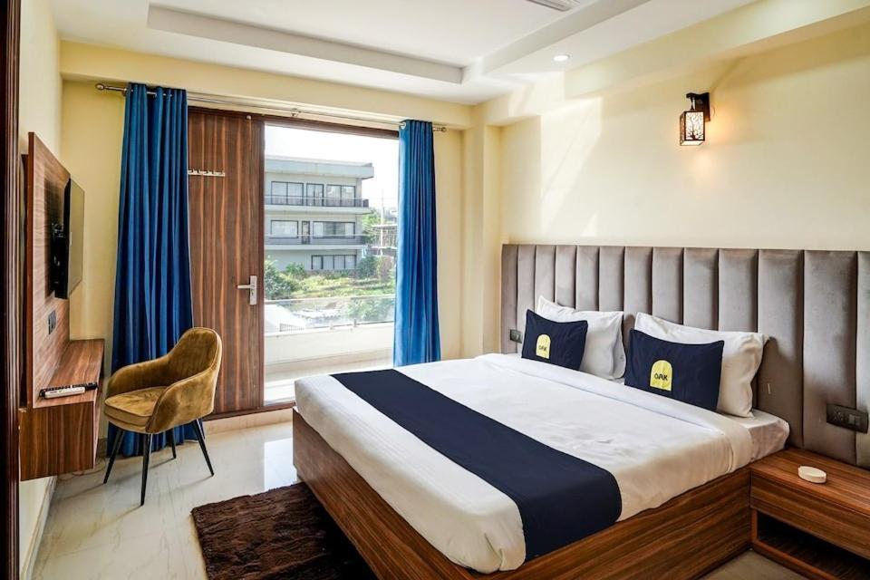 Dm 45 Near Huda City Centre Bed & Breakfast Gurgaon Exterior photo